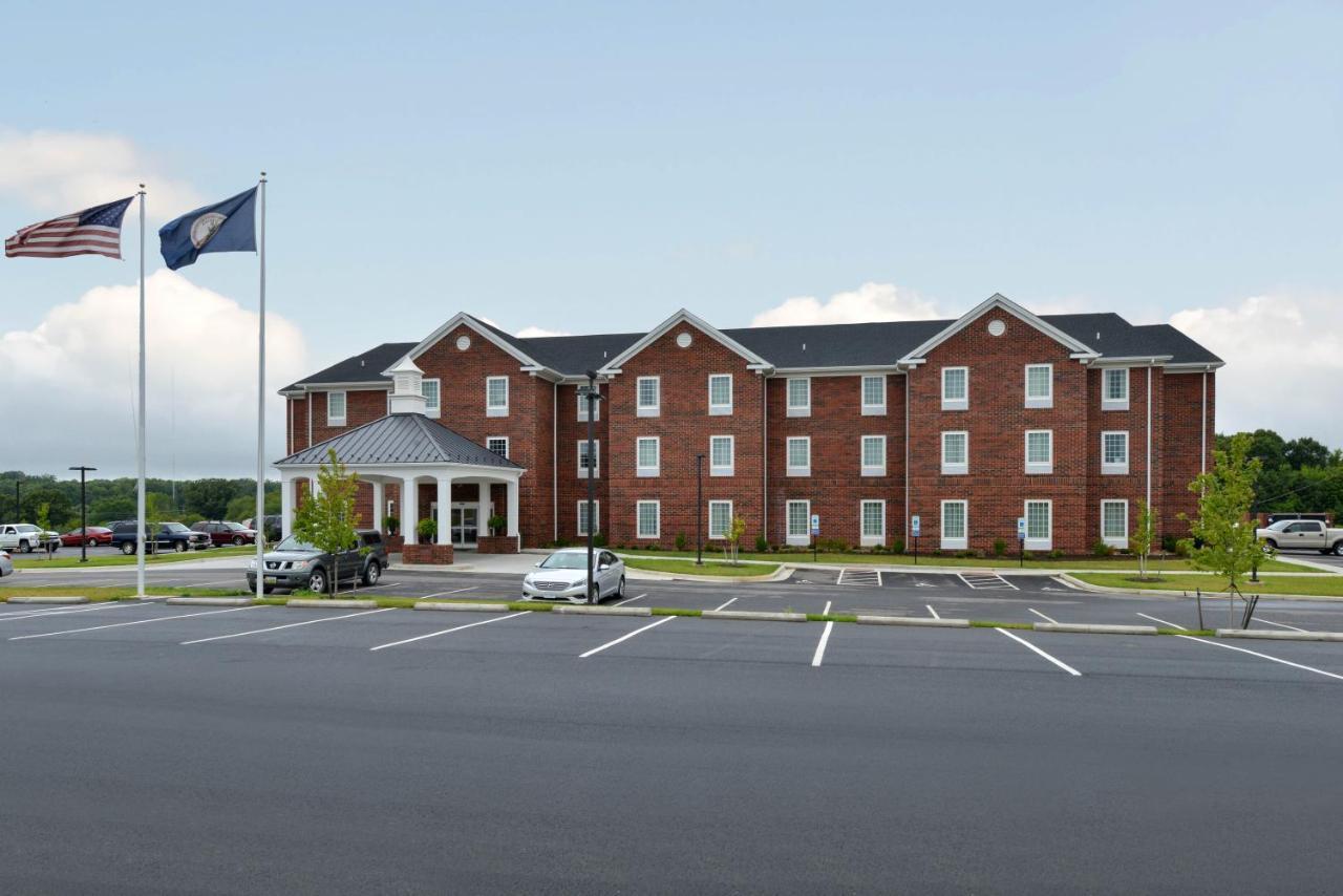 Appomattox Inn&Suites Extérieur photo
